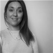 Insegnante certificata TEFL (Insegnamento Inglese come Lingua Estera) e con diverse esperienze all'estero di insegnamento, offre lezioni di inglese per bambini, ragazzi e adulti!